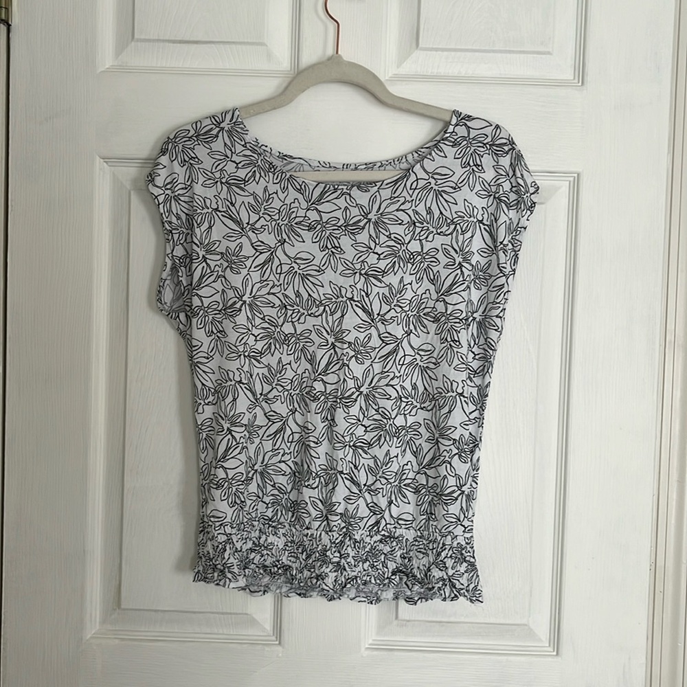 Floral top with banded waist